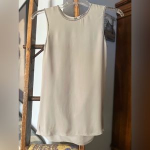 Vince Sleeveless Crew Neck with Beaded Details - Grey (XS)